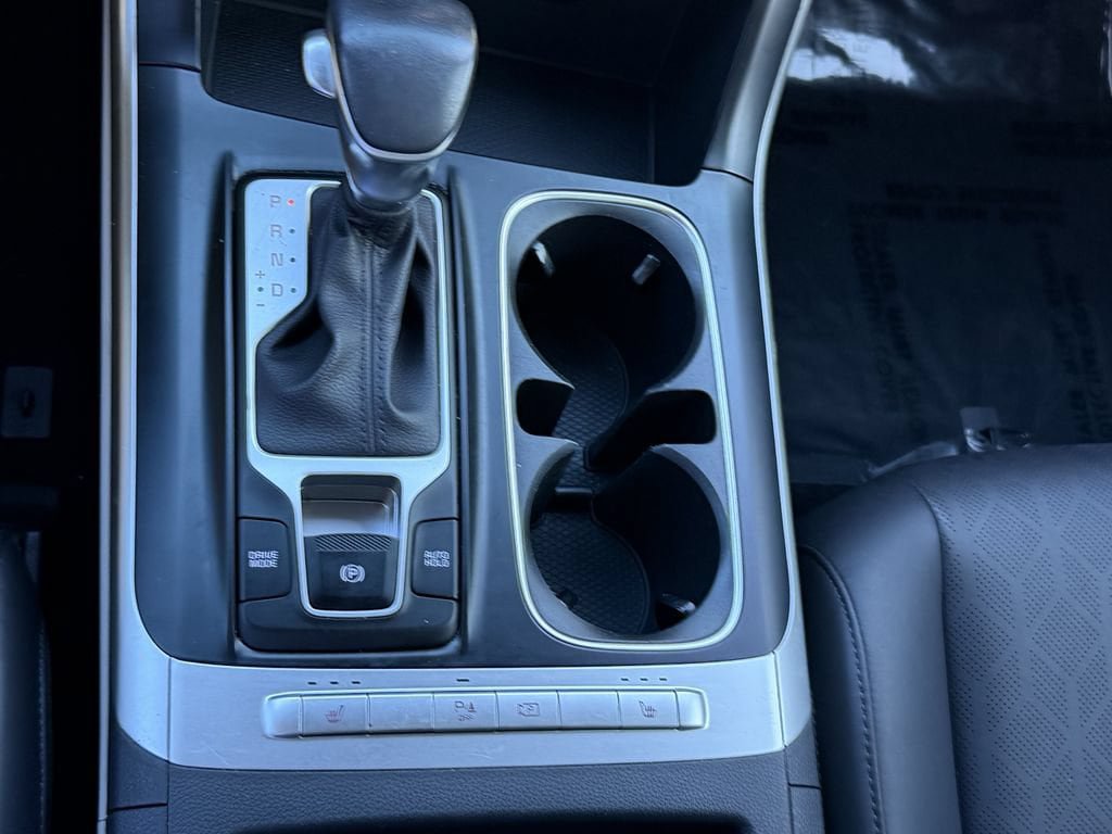 Certified 2024 Kia Carnival LX FWD image 23
