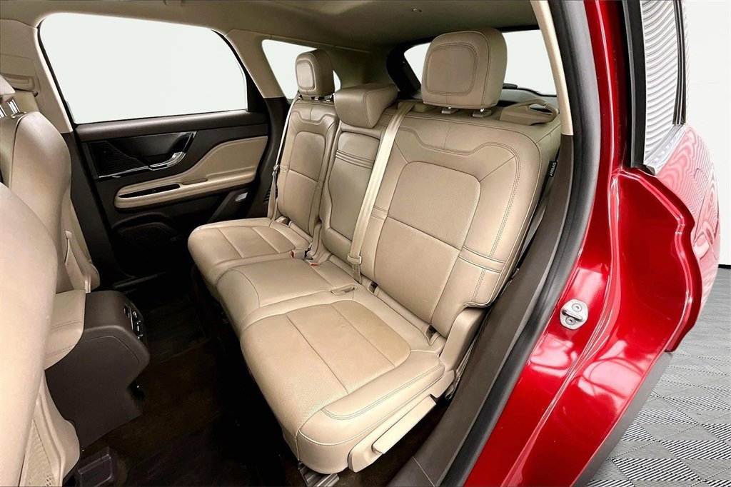 Used 2022 Lincoln Corsair FWD w/ Premium Package image 26