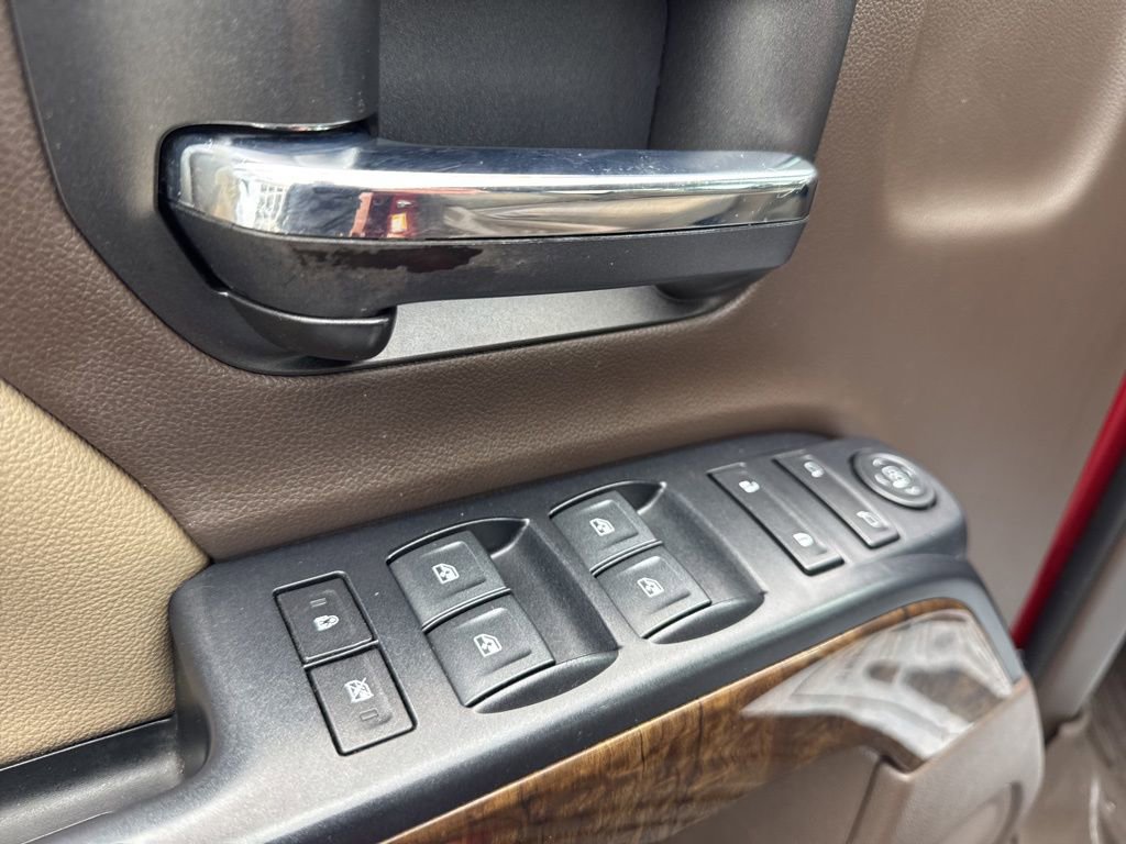 Used 2018 Chevrolet Silverado 1500 LT w/ All Star Edition AWD/4WD image 14