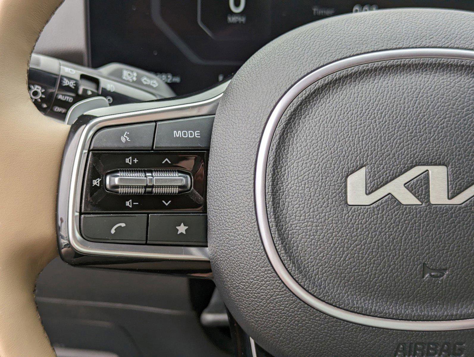 Used 2024 Kia Sorento SX Prestige w/ Olive Brown Leather Package image 19