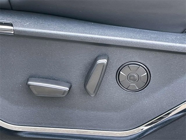 New 2025 Ford F350 Platinum w/ FX4 Off-Road Package image 17