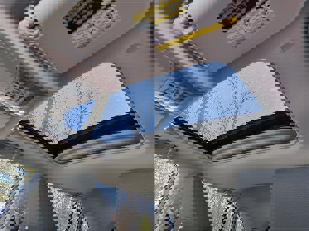 Used 2023 Toyota RAV4 XLE w/ Convenience Package image 16