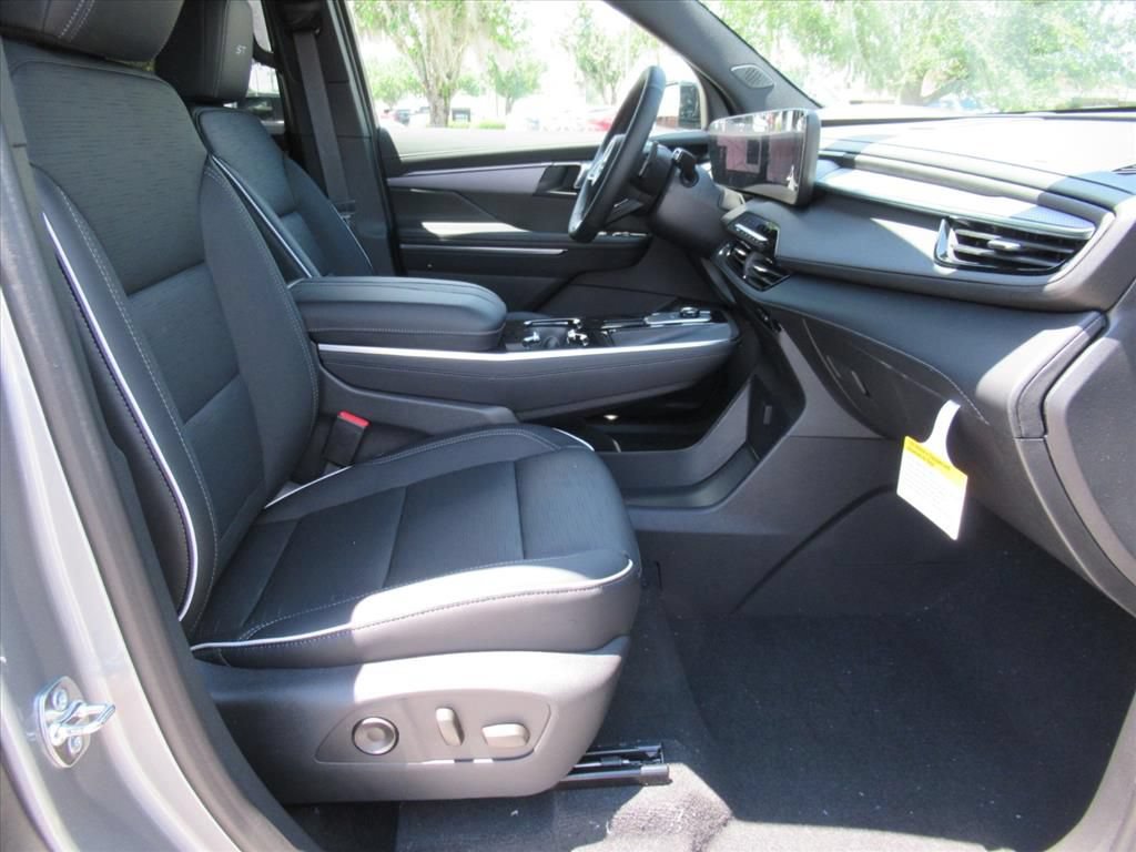 New 2026 Buick Enclave Sport Touring w/ Power Package FWD image 10