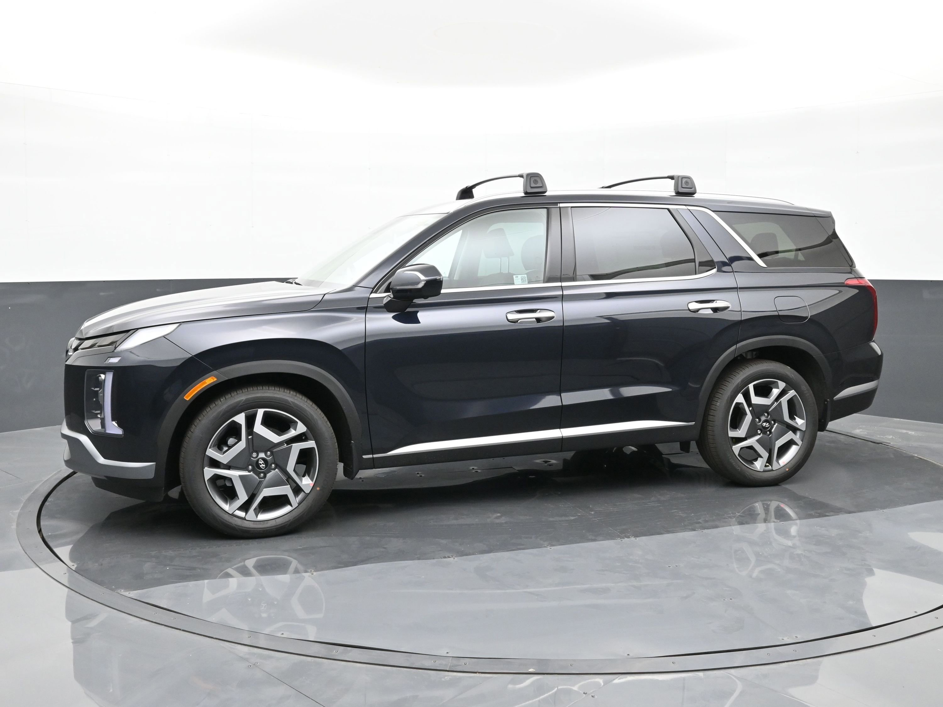 Used 2025 Hyundai Palisade SEL image 2