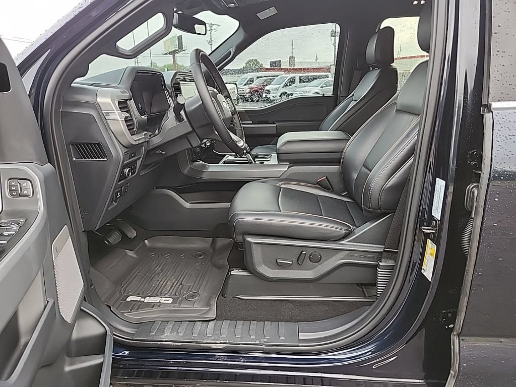 Used 2025 Ford F150 Lariat w/ Equipment Group 501A Mid AWD/4WD image 30