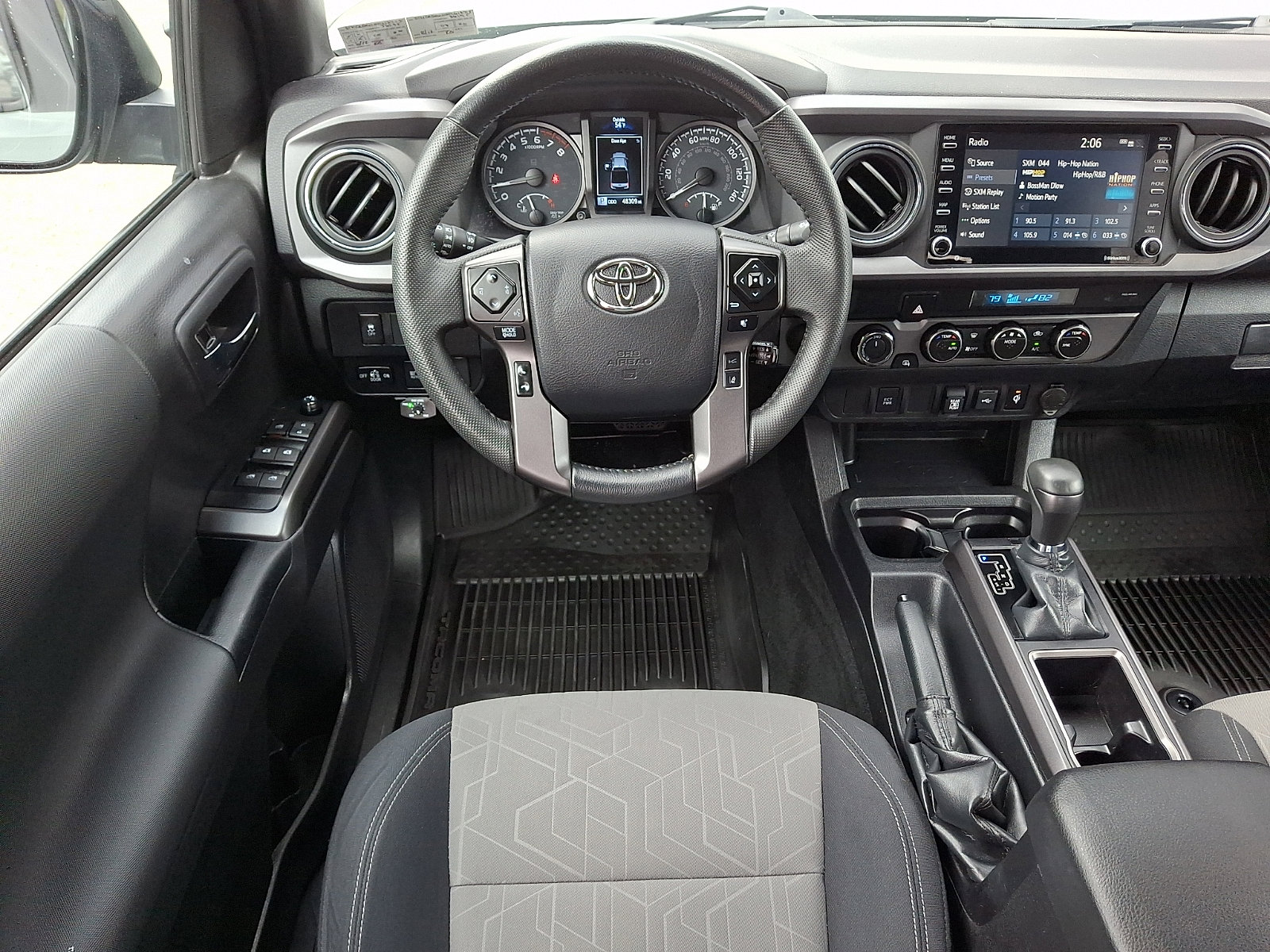 Used 2023 Toyota Tacoma TRD Off-Road image 10