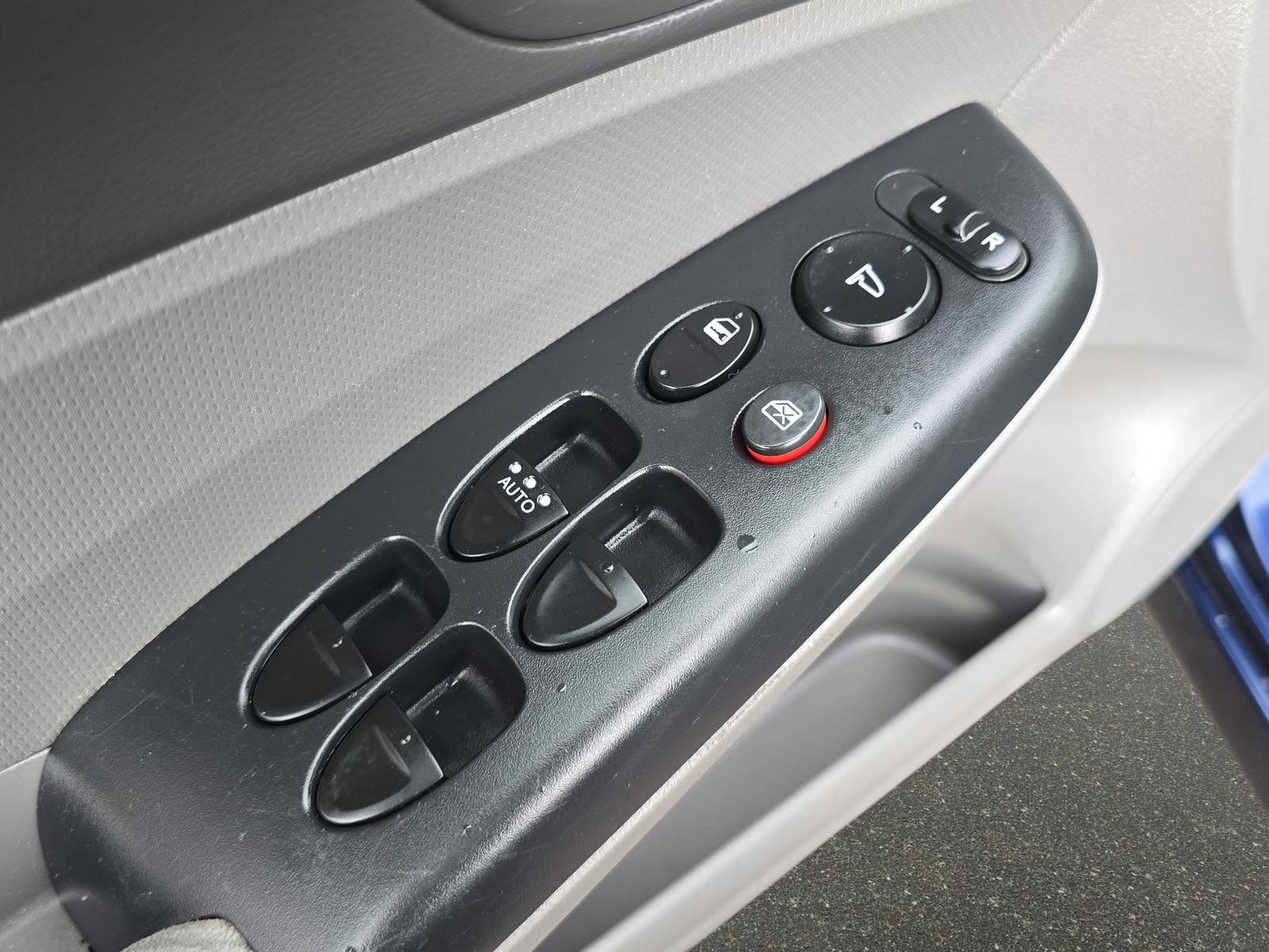 Used 2010 Honda Civic LX image 24