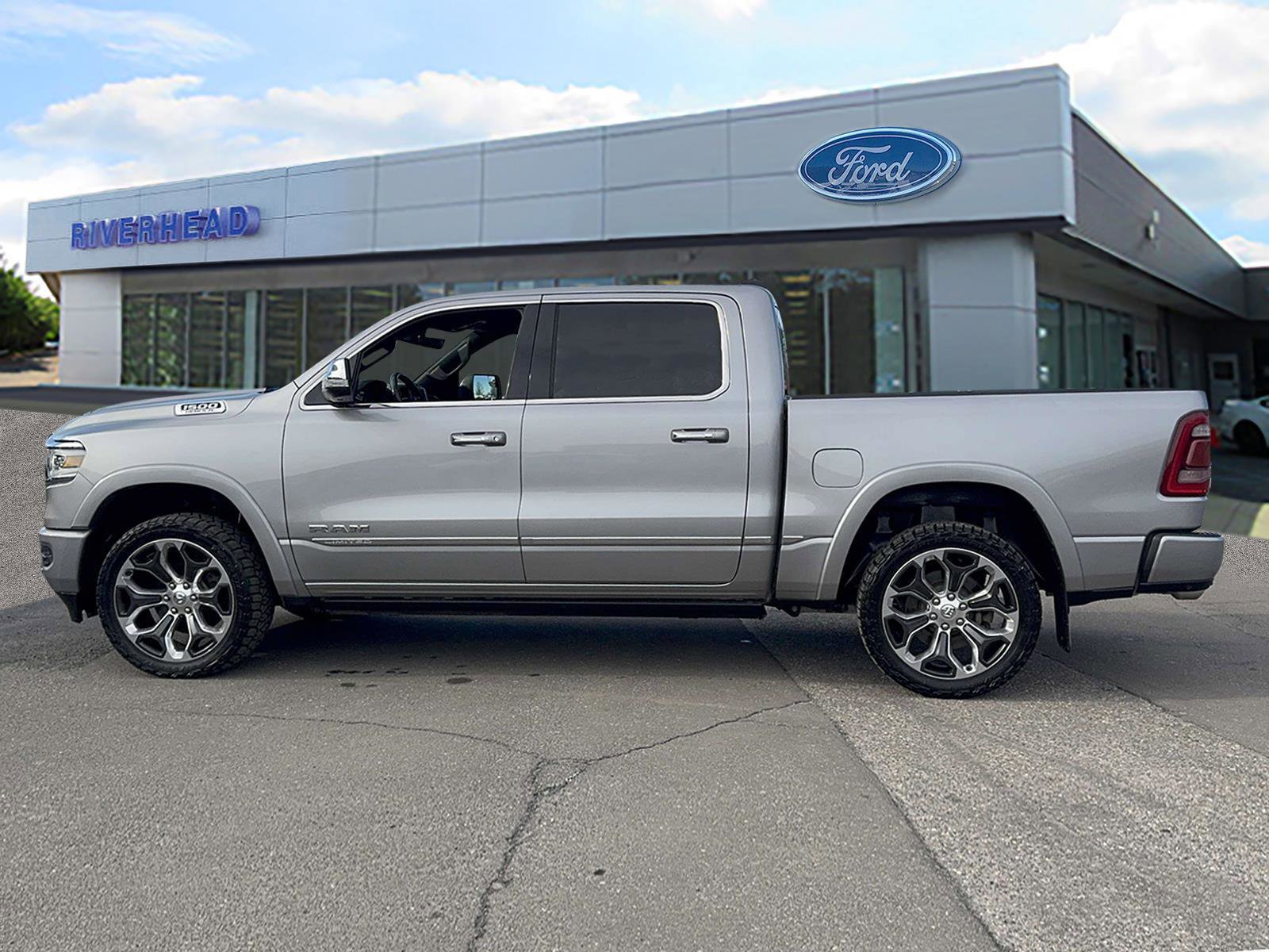 Used 2020 RAM 1500 Limited image 4