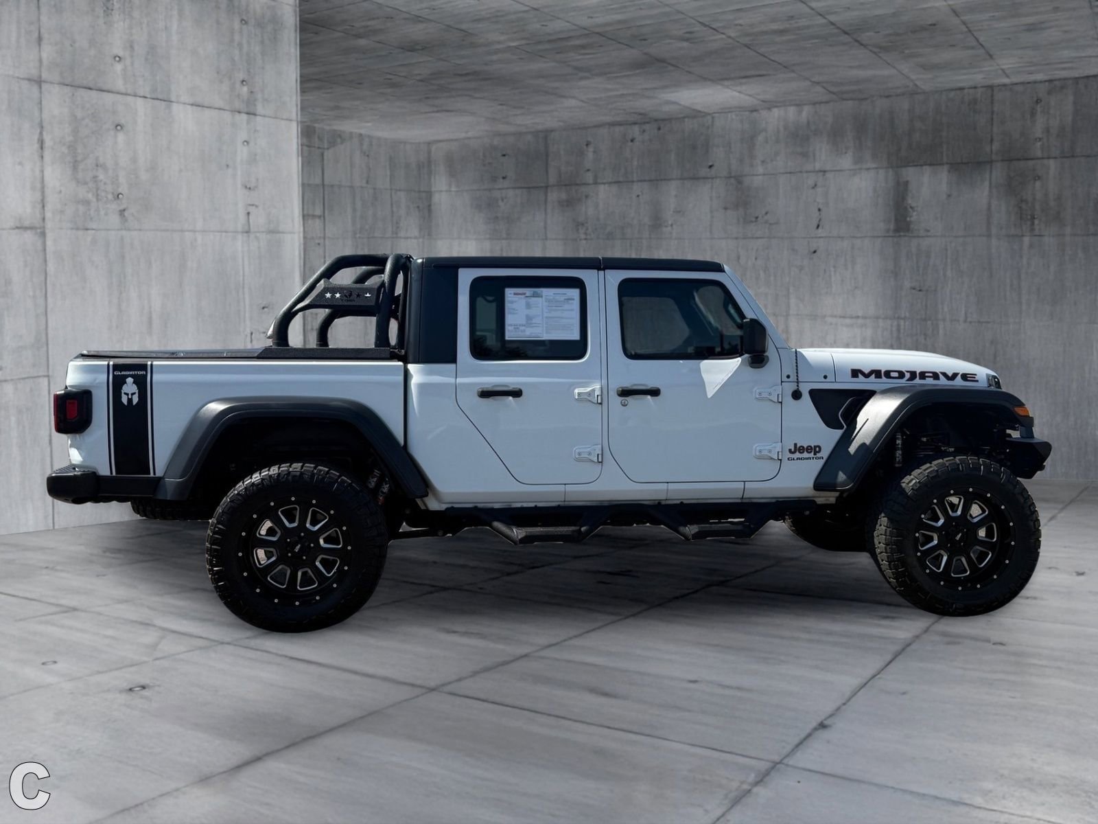 Used 2021 Jeep Gladiator Mojave AWD/4WD image 6
