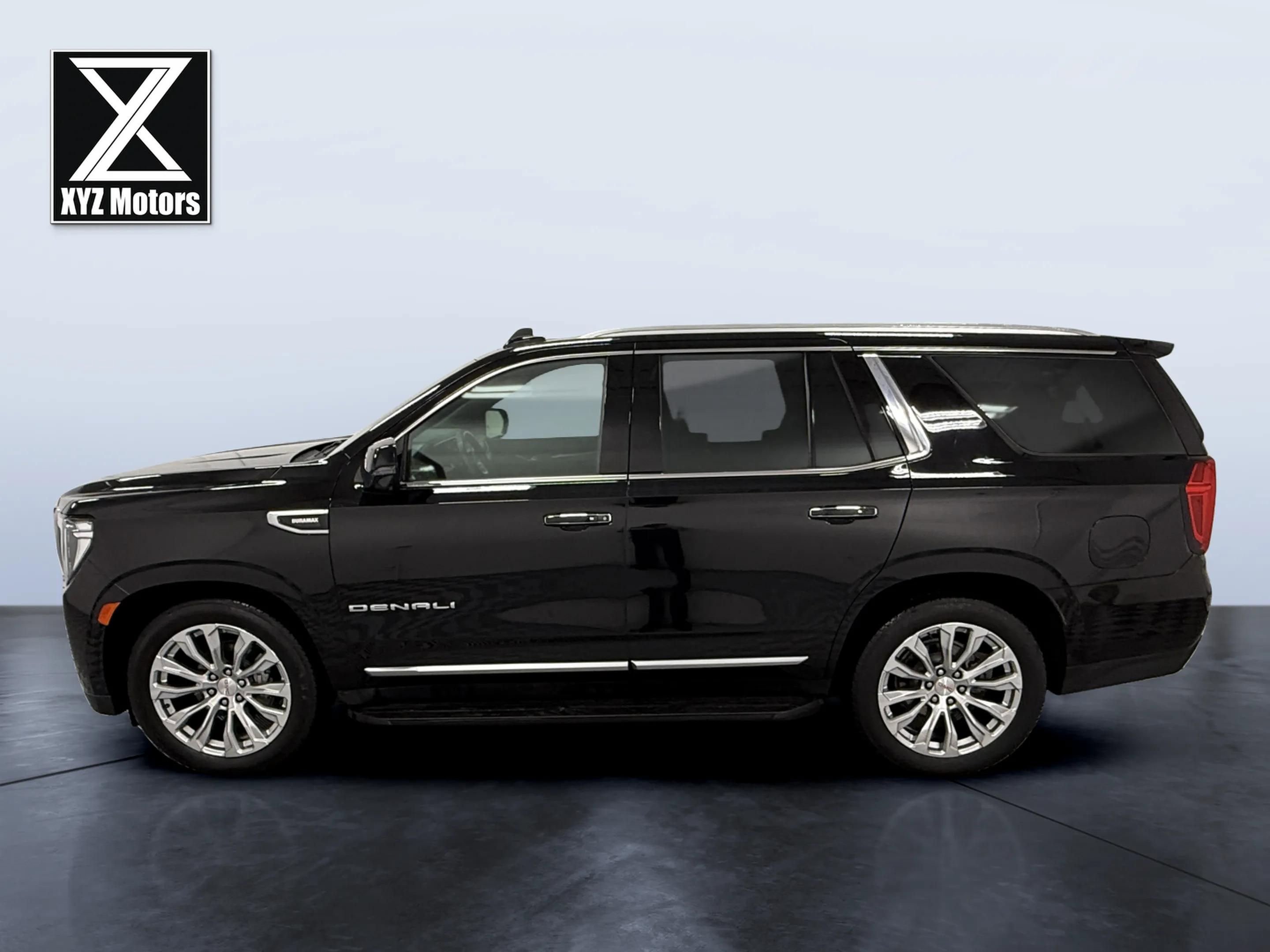 Used 2024 GMC Yukon Denali w/ Advanced Technology Package AWD/4WD image 4