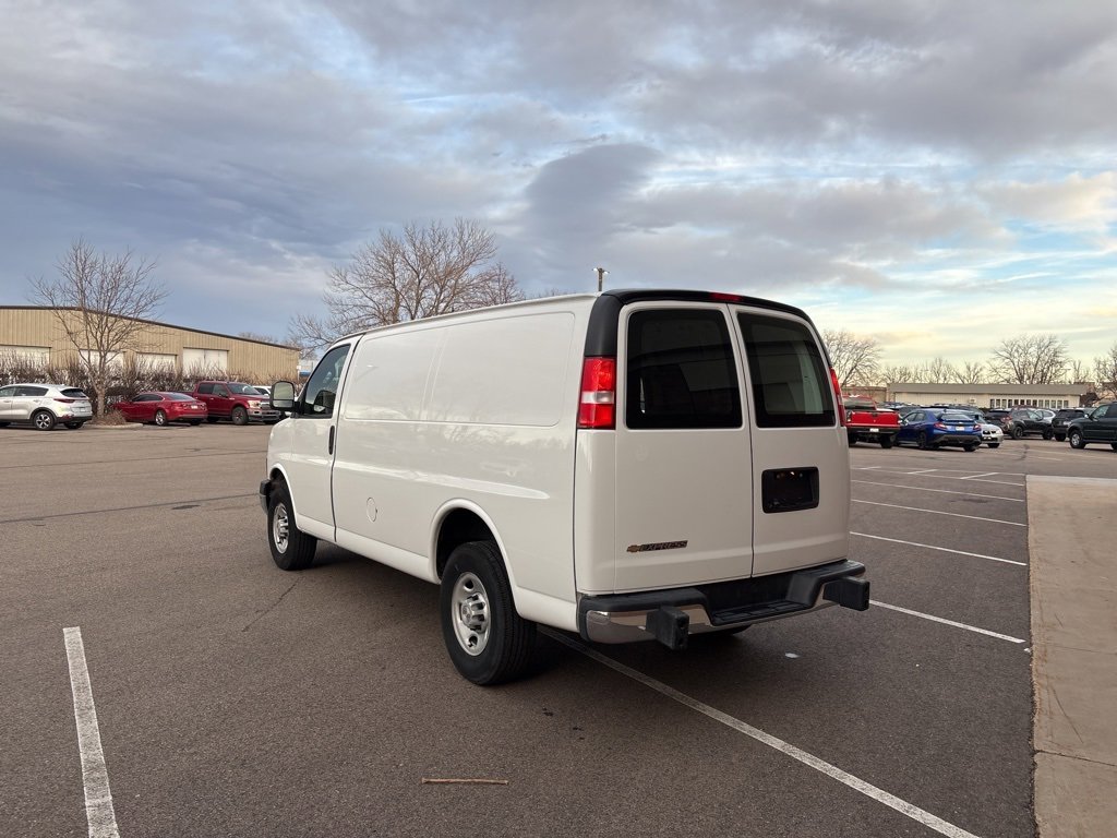 Used 2024 Chevrolet Express 2500 w/ Driver Convenience Package image 3