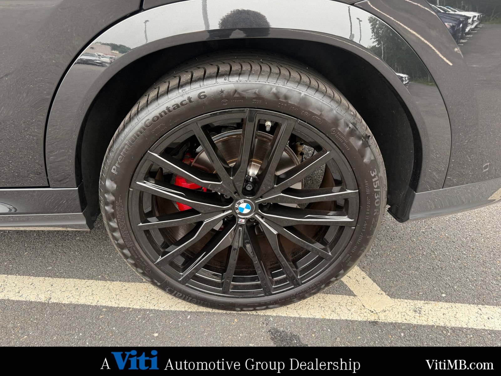 Used 2022 BMW X6 xDrive40i w/ M Sport Package AWD/4WD image 13