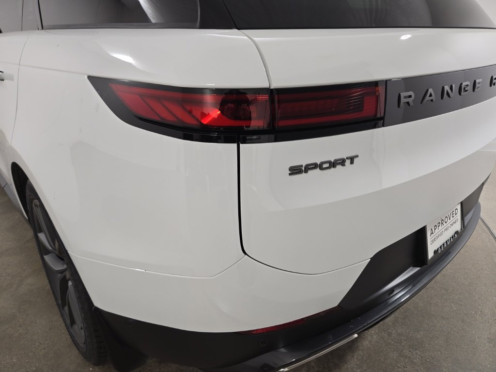 Certified 2025 Land Rover Range Rover Sport SE AWD/4WD image 22