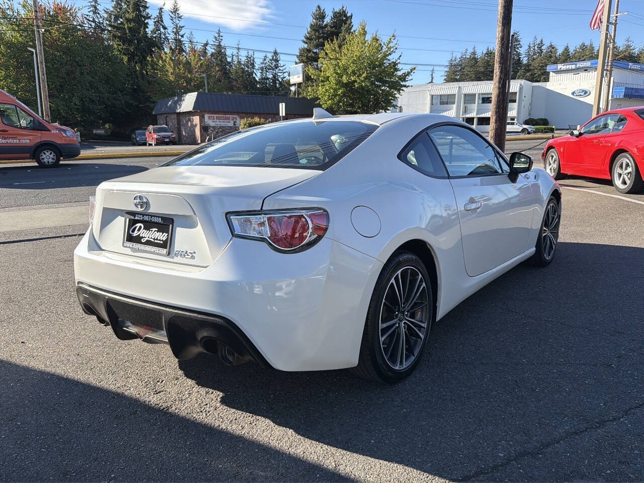 Used 2015 Scion FR-S RWD image 8