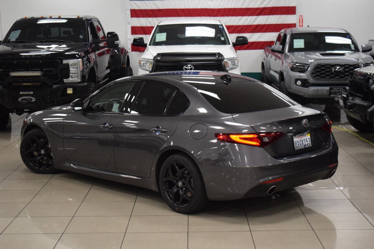 Used 2021 Alfa Romeo Giulia Sprint w/ Nero Edizione image 13