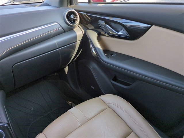 Used 2023 Chevrolet Blazer Premier image 17