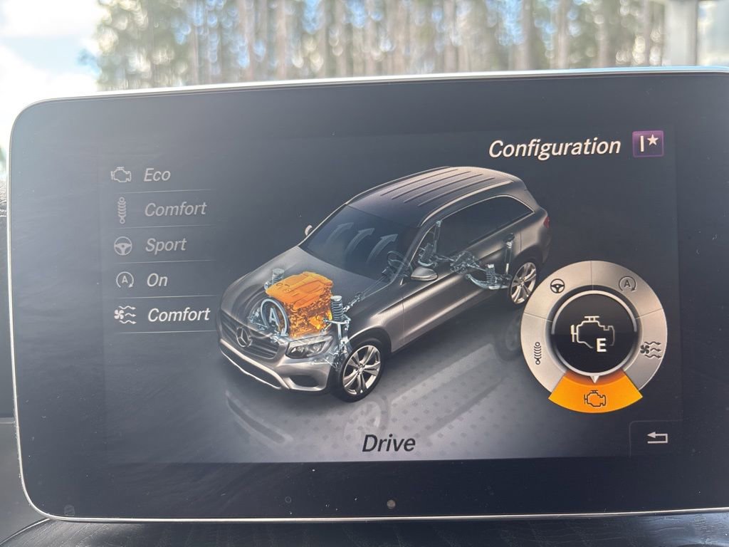 Used 2018 Mercedes-Benz GLC 43 AMG 4MATIC image 40