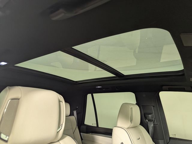 Used 2025 Cadillac Escalade Sport w/ Touring Package image 27