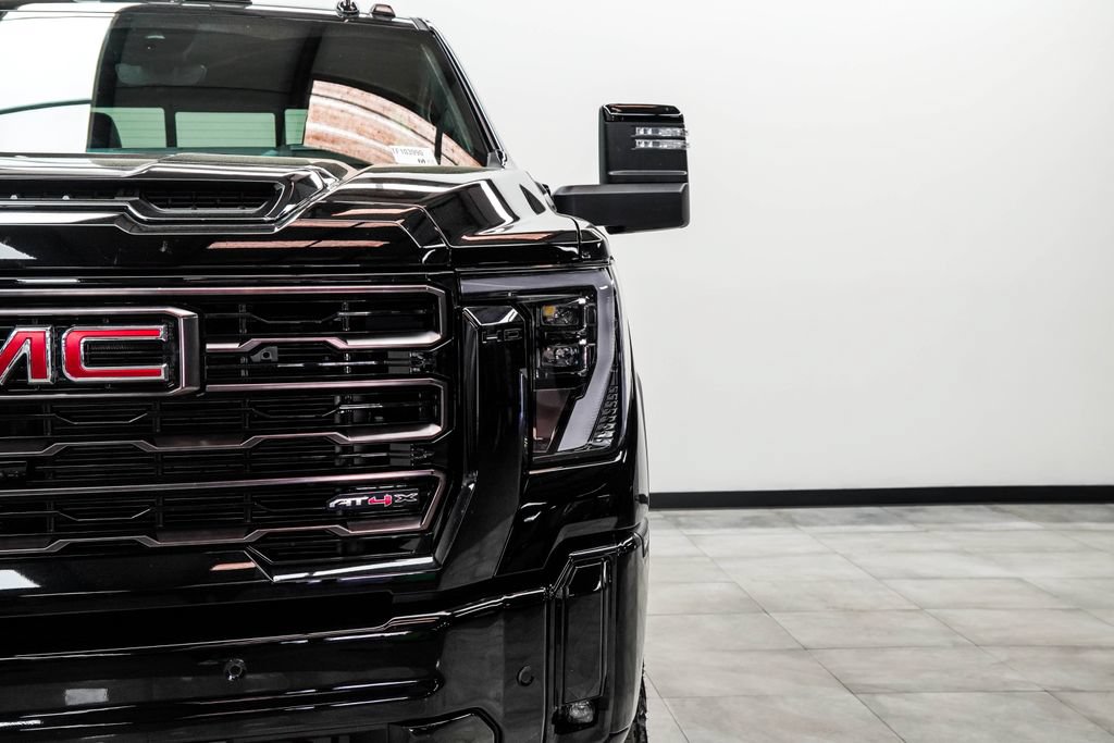 Used 2026 GMC Sierra 2500 AT4X AWD/4WD image 4