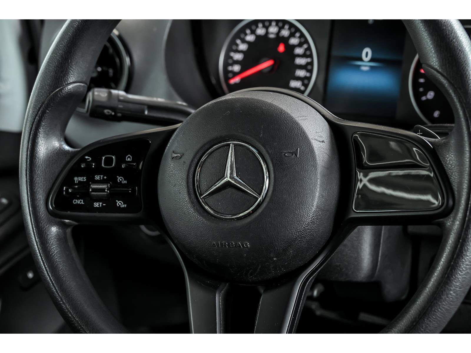 Used 2024 Mercedes-Benz Sprinter 2500 image 10