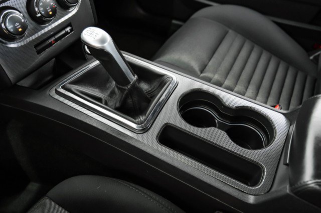 Used 2013 Dodge Challenger R/T RWD image 22