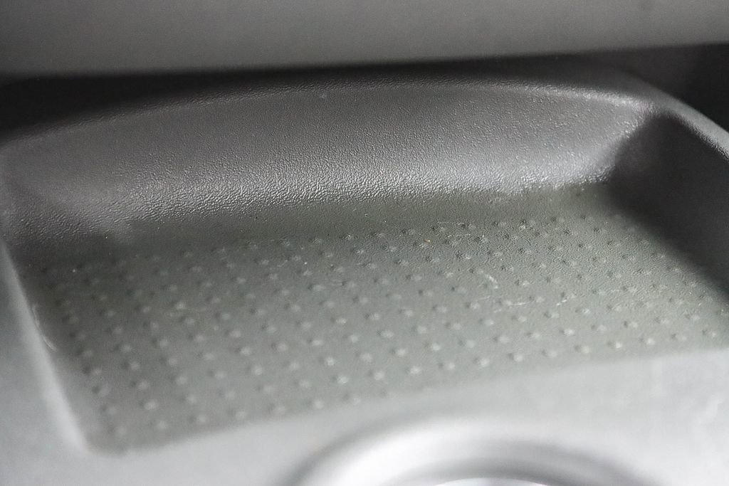 Used 2021 Nissan Frontier SV image 32