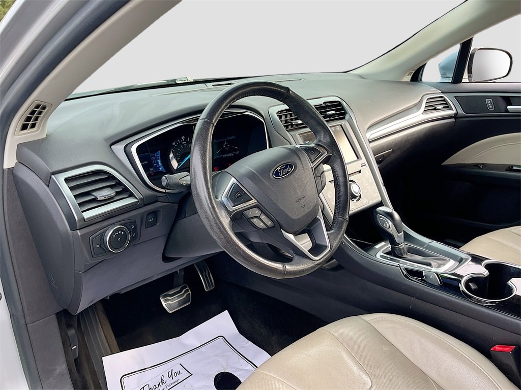 Used 2015 Ford Fusion Energi Titanium w/ Driver Assist Package image 9