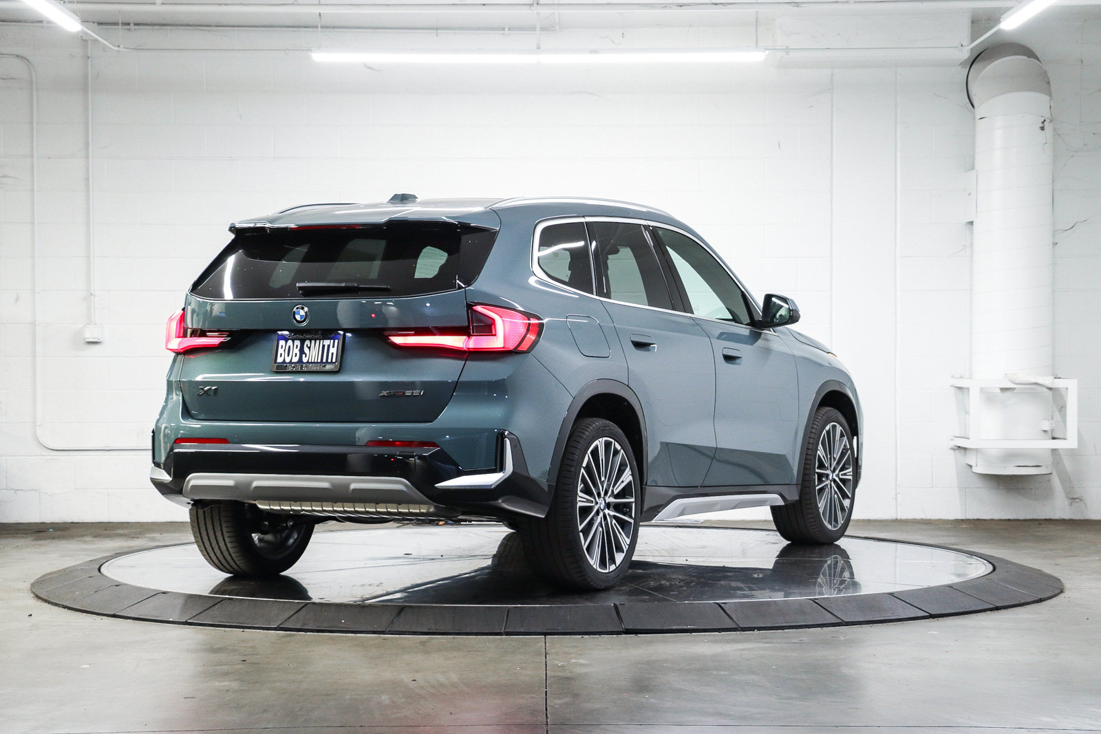 New 2026 BMW X1 xDrive28i w/ Technology Package AWD/4WD image 6