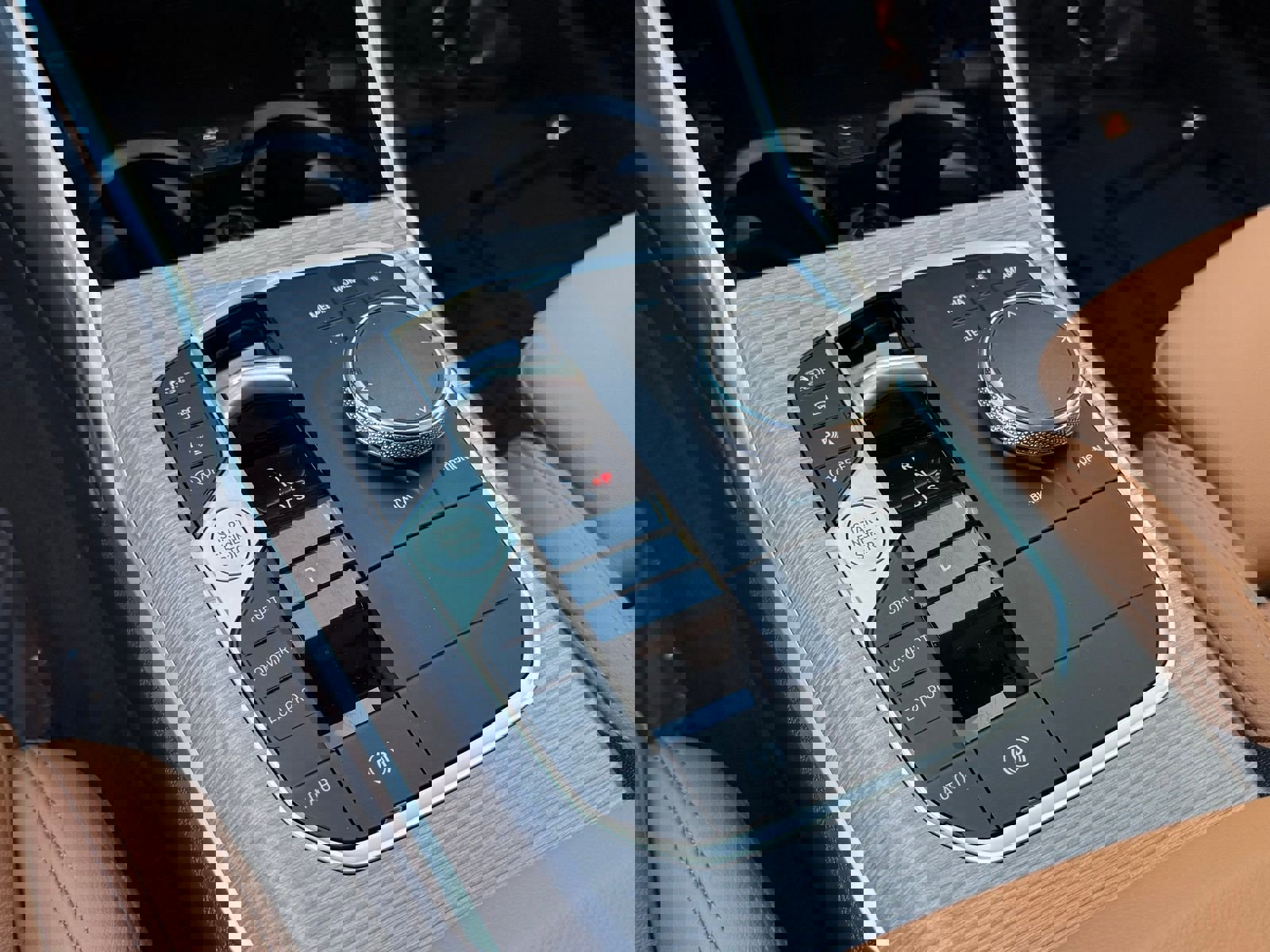 New 2026 BMW 330i Sedan w/ Convenience Package image 25