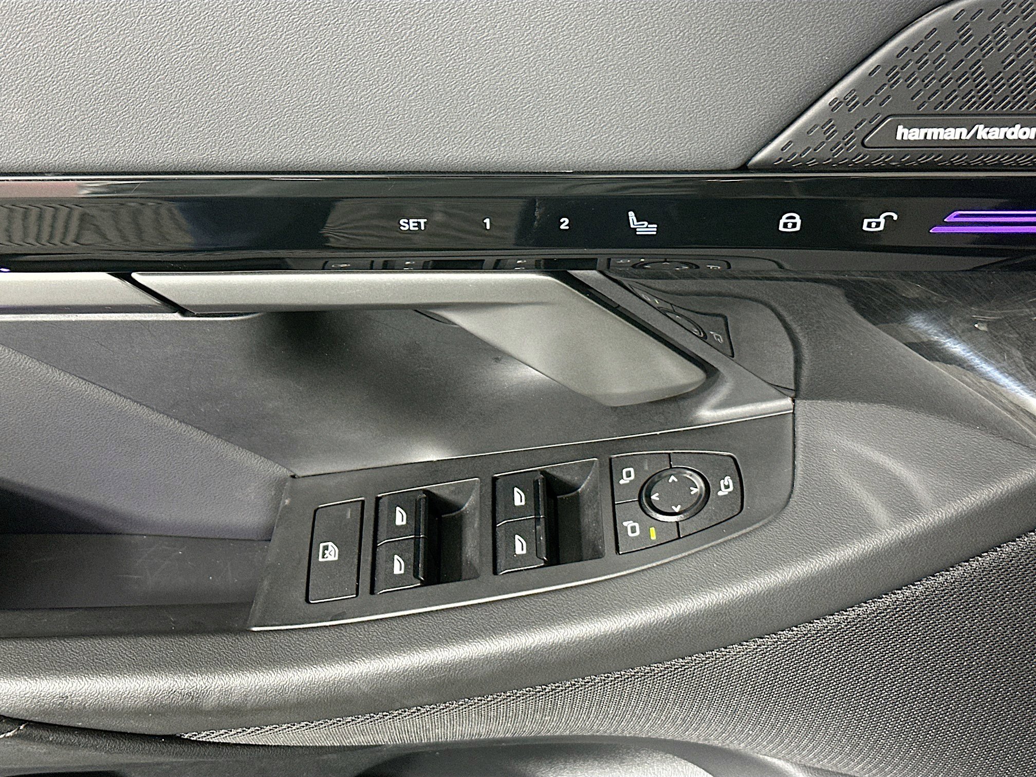 Used 2025 BMW 530i image 14