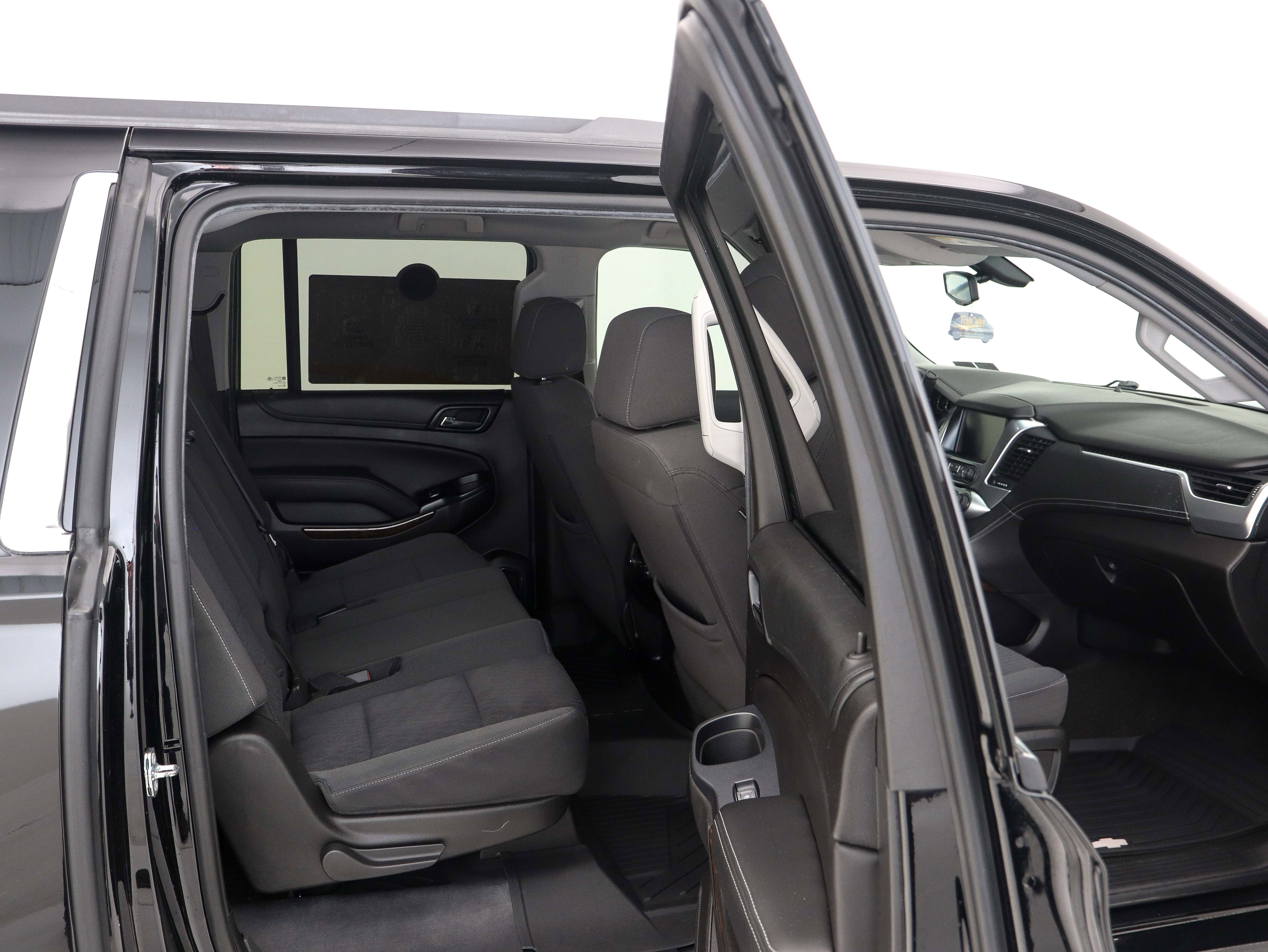 Used 2018 Chevrolet Suburban LS w/ Skid Plate Package image 13