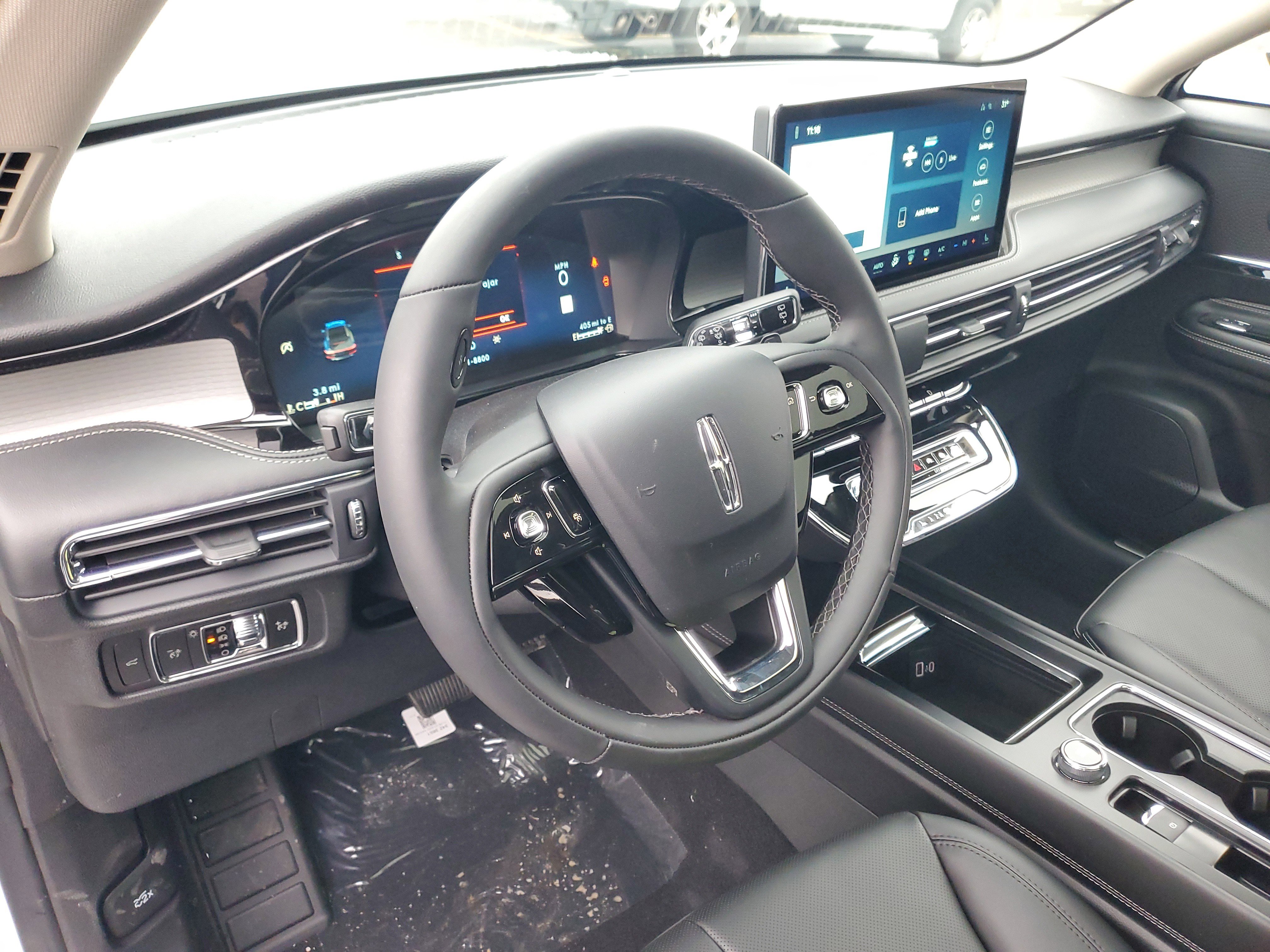 New 2026 Lincoln Corsair Premiere image 13