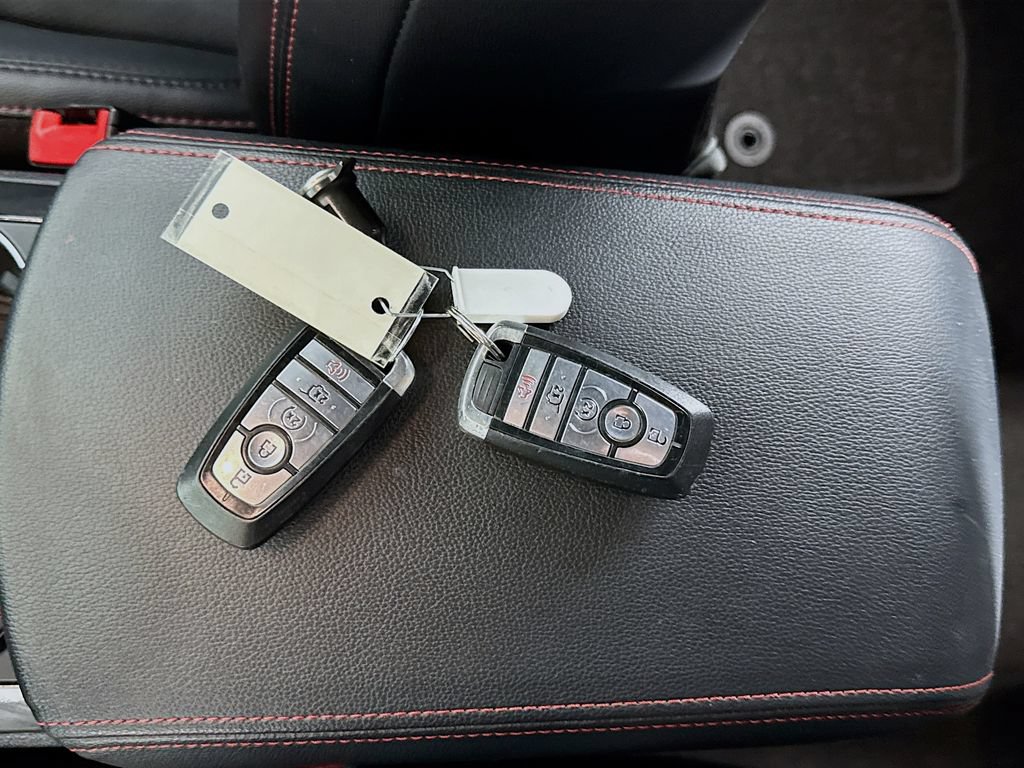 Used 2019 Ford Explorer Sport AWD/4WD image 30