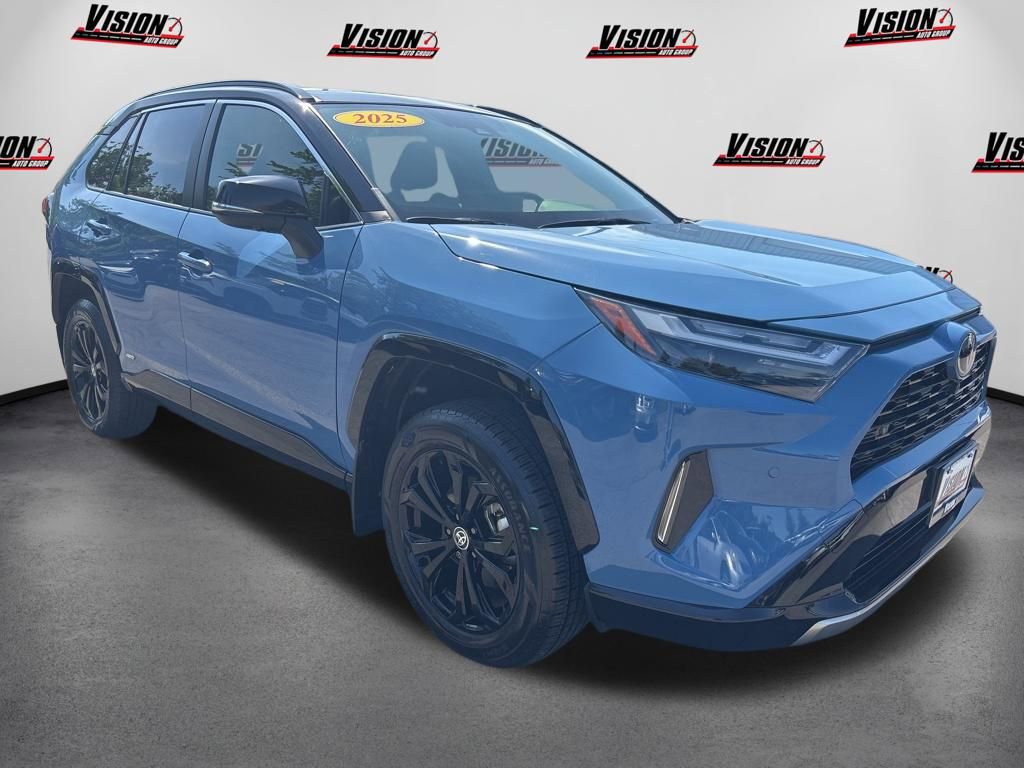 Used 2025 Toyota RAV4 XSE w/ Advanced Technology Package AWD/4WD image 3