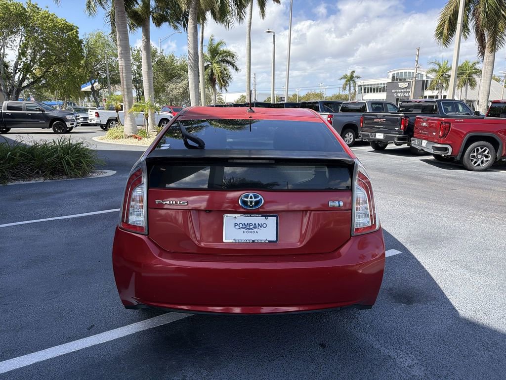 Used 2014 Toyota Prius Three image 7
