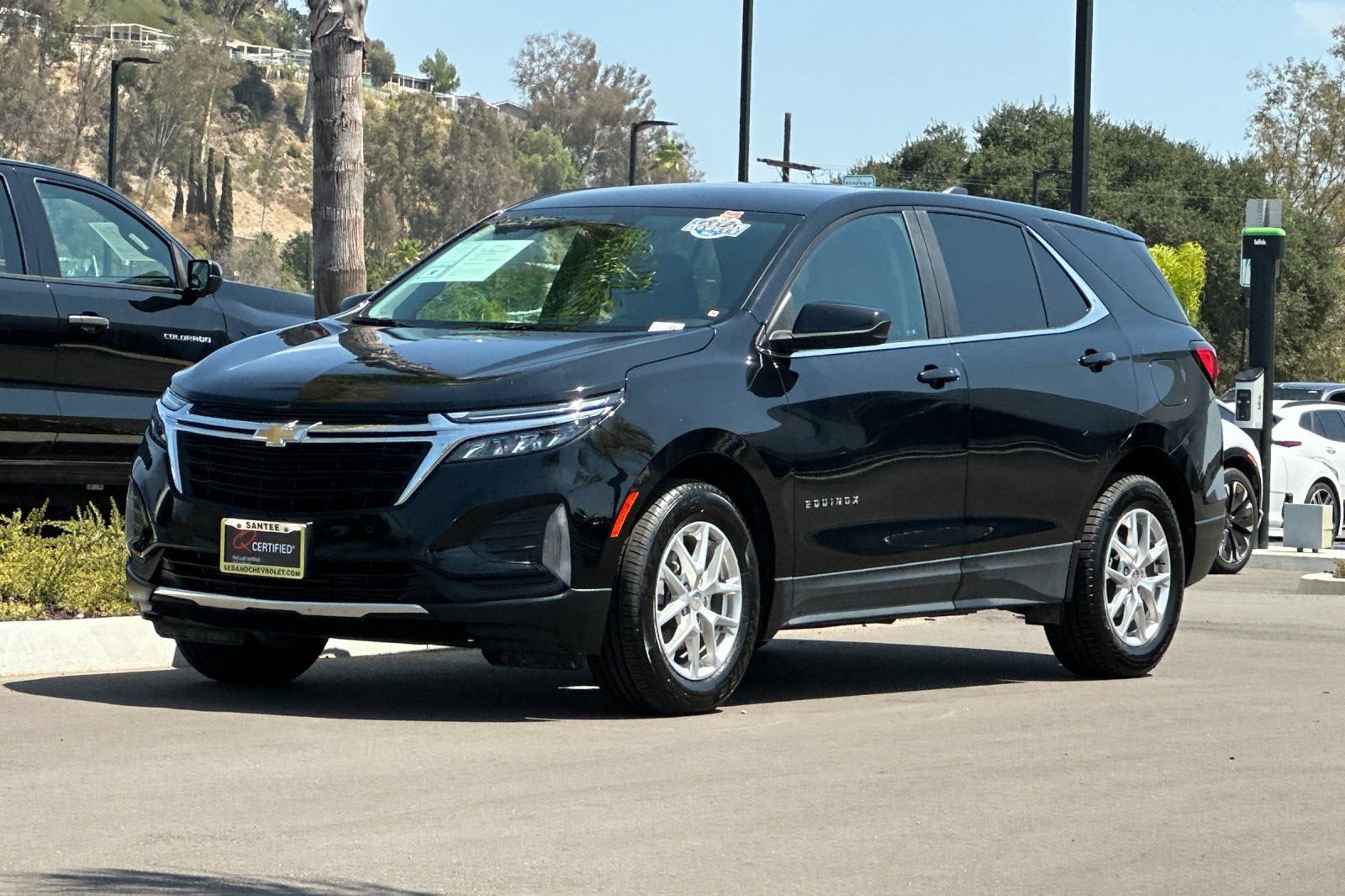 Used 2024 Chevrolet Equinox LT FWD image 8