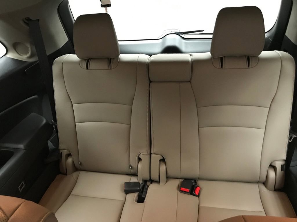 Used 2017 Honda Pilot Elite image 15