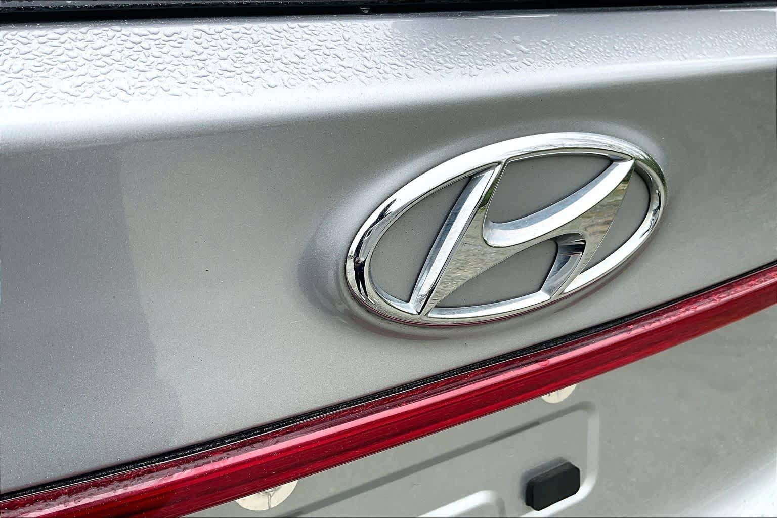 Used 2021 Hyundai Santa Fe SEL AWD/4WD image 31