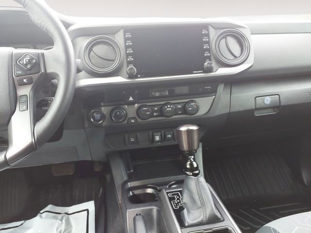 Used 2023 Toyota Tacoma TRD Off-Road w/ Black Out Package (TMS) AWD/4WD image 11