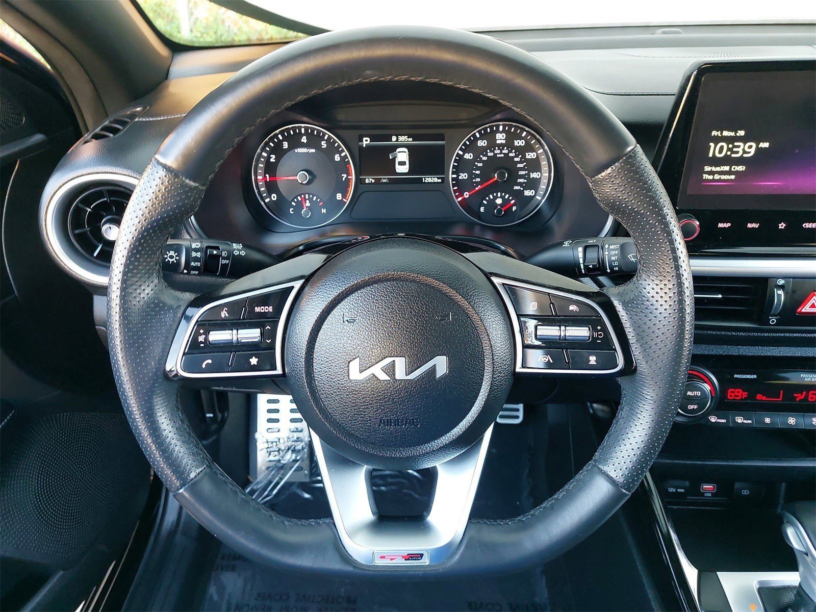 Certified 2023 Kia Forte GT-Line w/ GT-Line Technology Package image 17