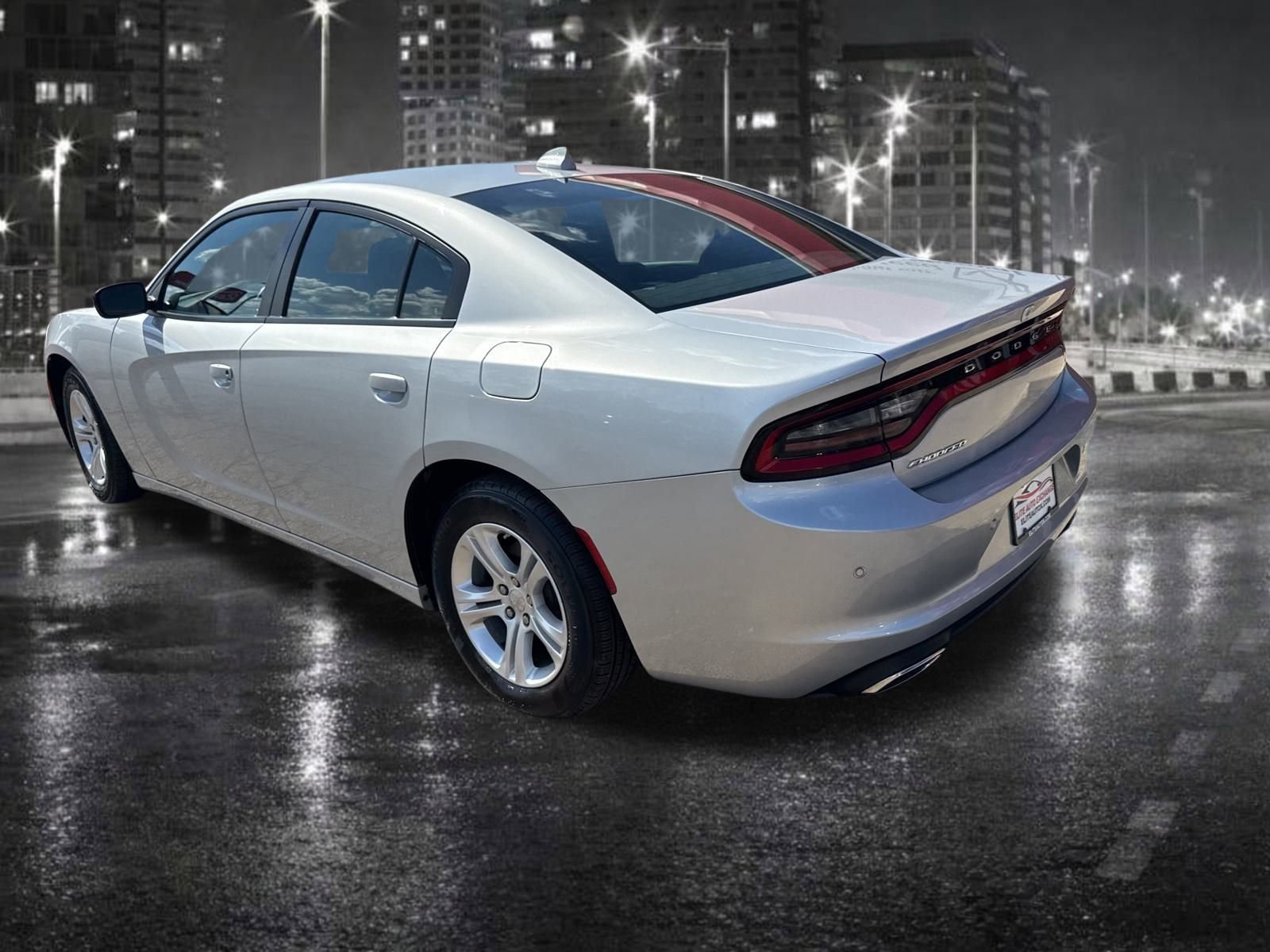 Used 2023 Dodge Charger SXT image 6