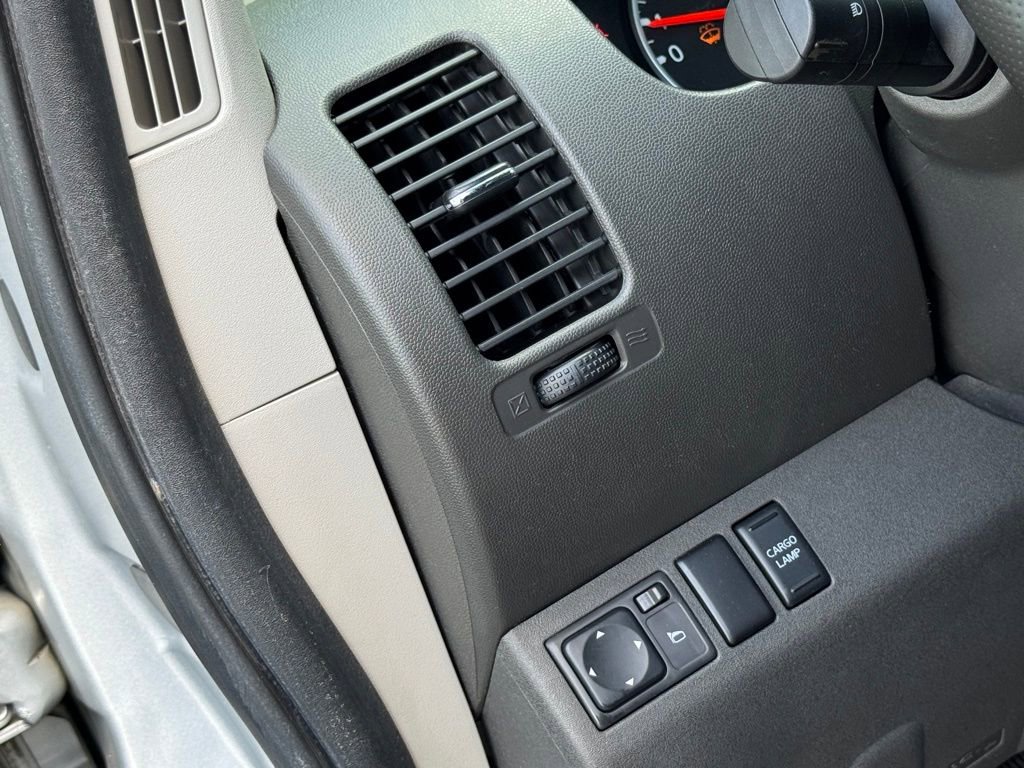 Used 2006 Nissan Frontier LE RWD image 28