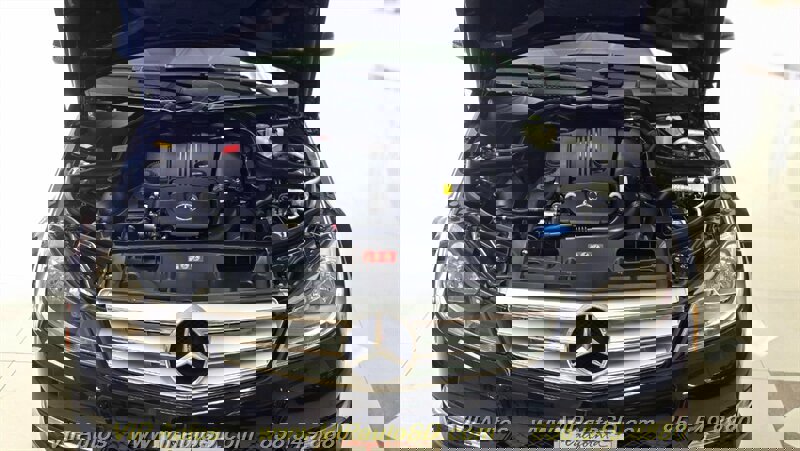 Used 2013 Mercedes-Benz C 250 Sedan image 9