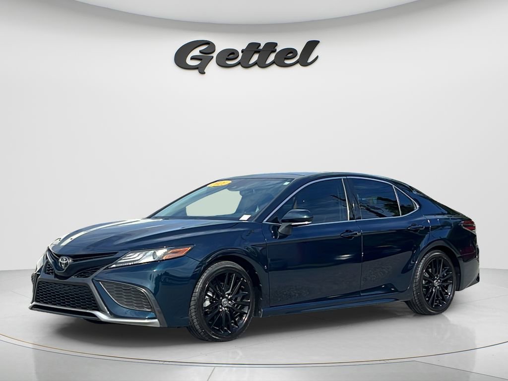 Used 2021 Toyota Camry XSE FWD image 1