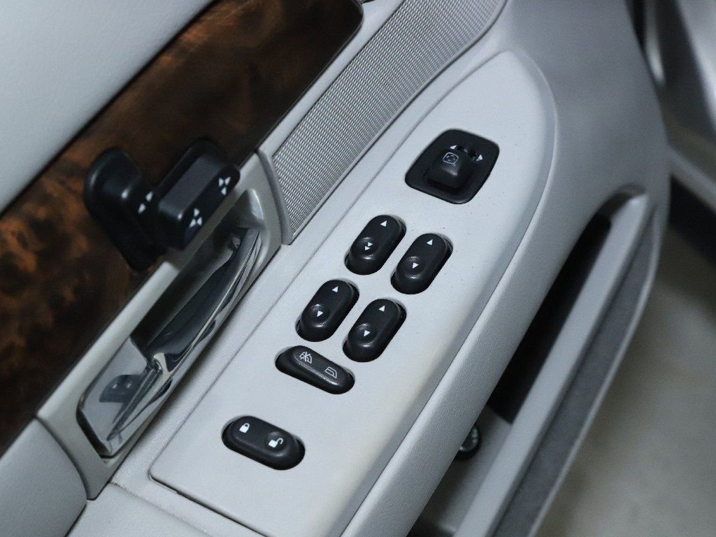 Used 2005 Mercury Grand Marquis LS image 20