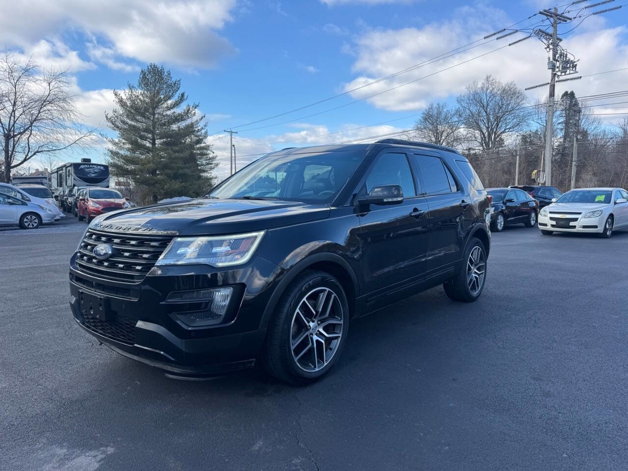 Used 2016 Ford Explorer Sport w/ Equipment Group 401A image 2