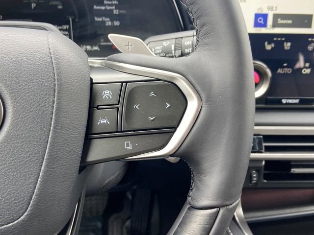 Certified 2025 Lexus RX 450h AWD w/ Convenience Package image 17