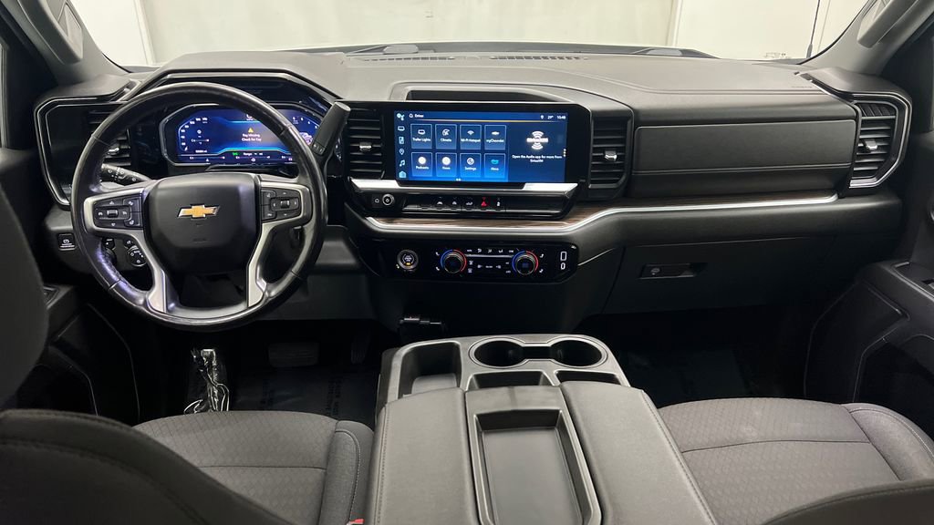 Used 2022 Chevrolet Silverado 1500 LT image 27