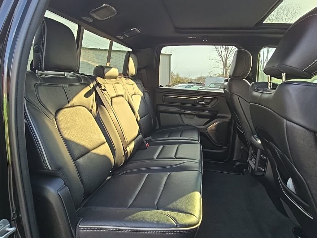 Used 2024 RAM 1500 Limited image 19