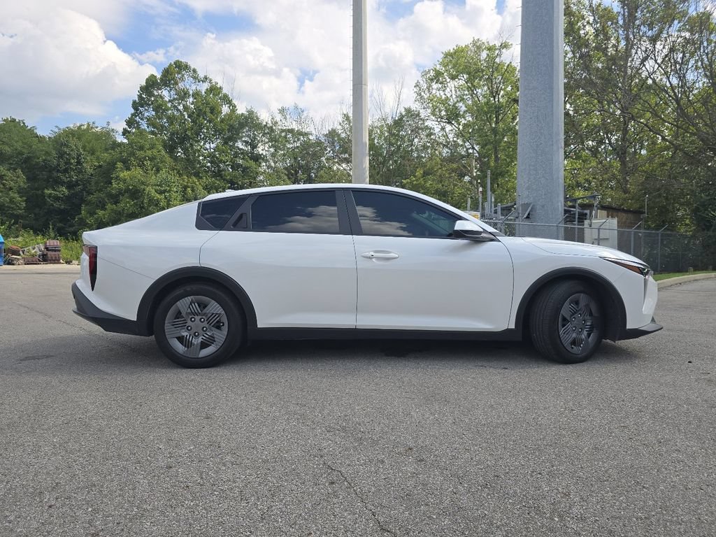 Used 2025 Kia K4 FWD image 14